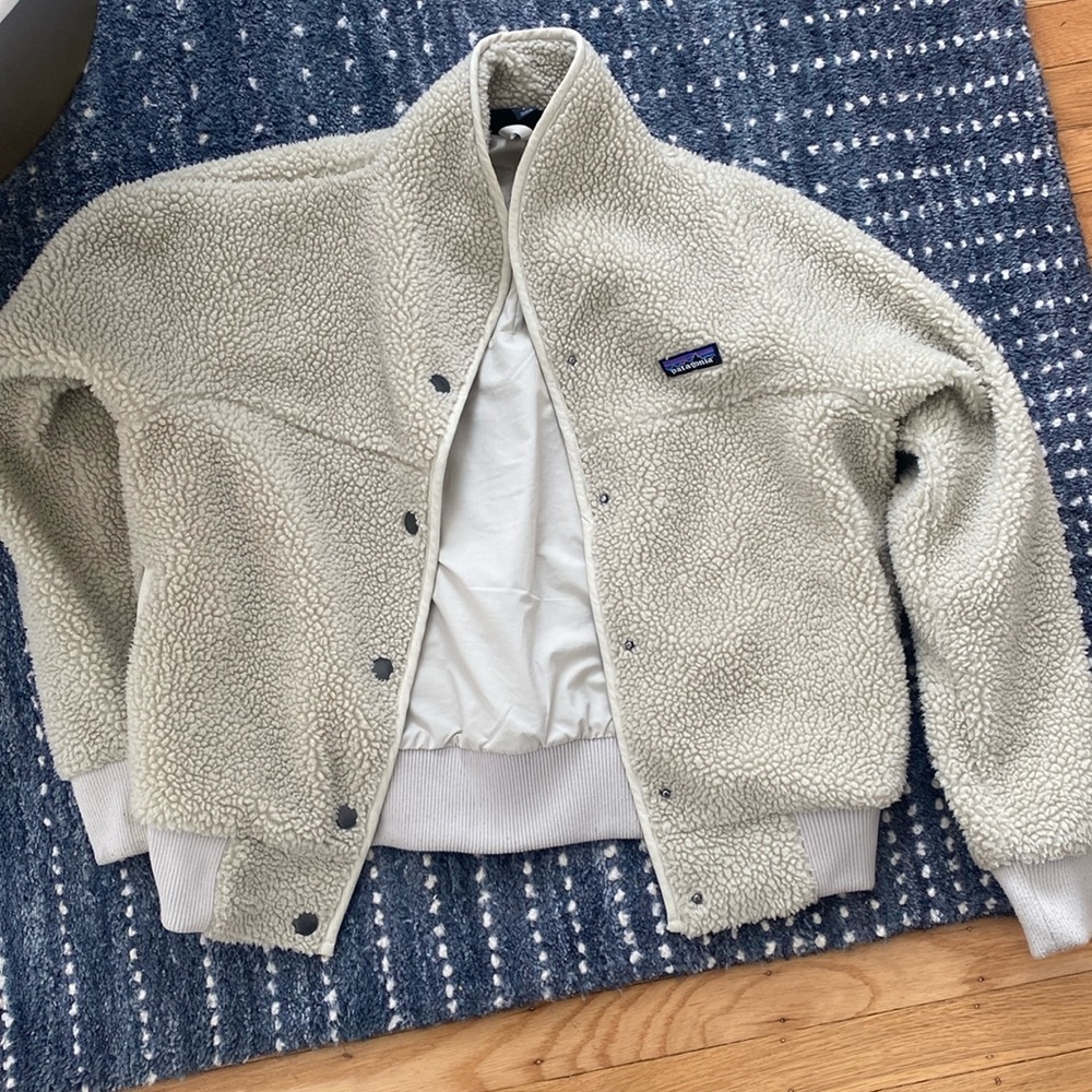 Patagonia womens sherpa bomber jacket - small